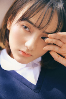 花蒂被吸得异常肿大